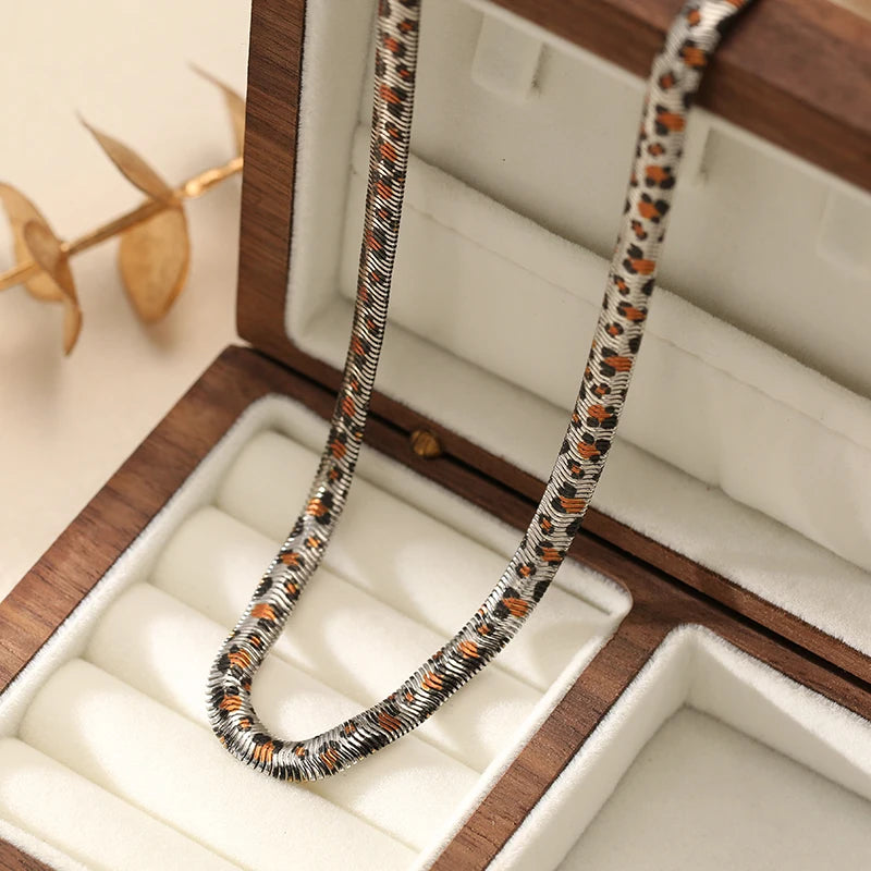 EILIECK 316L Stainless Steel Fashion Snake Pattern Chain Necklace For Women Daily Wear Trendy Neck Chain Waterproof Jewelry Gift