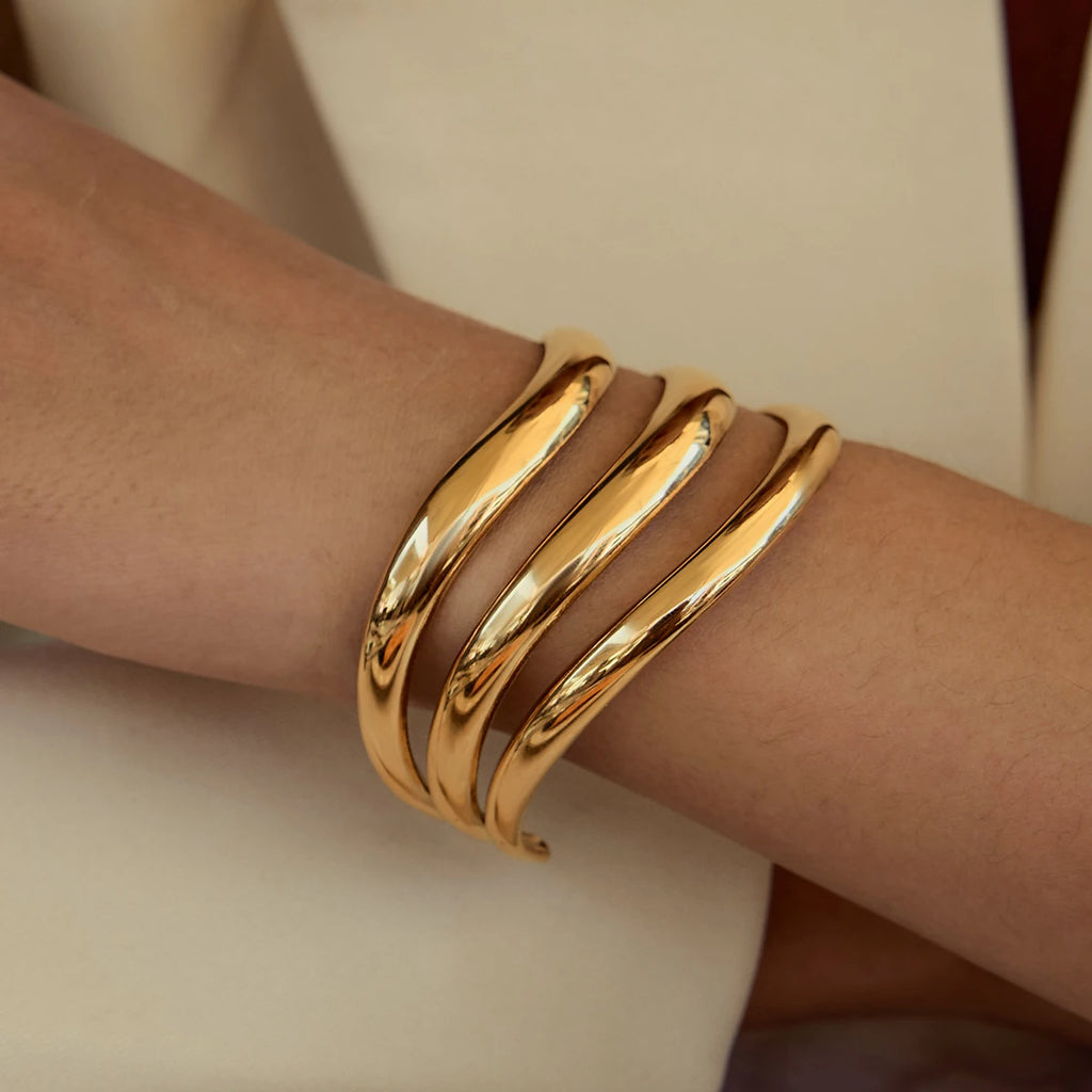 Uworld Minimalist Smooth Hollow Three layer Bracelet 18K Gold Color Plated Stainless Steel Linear Bracelet Women's Jewelry
